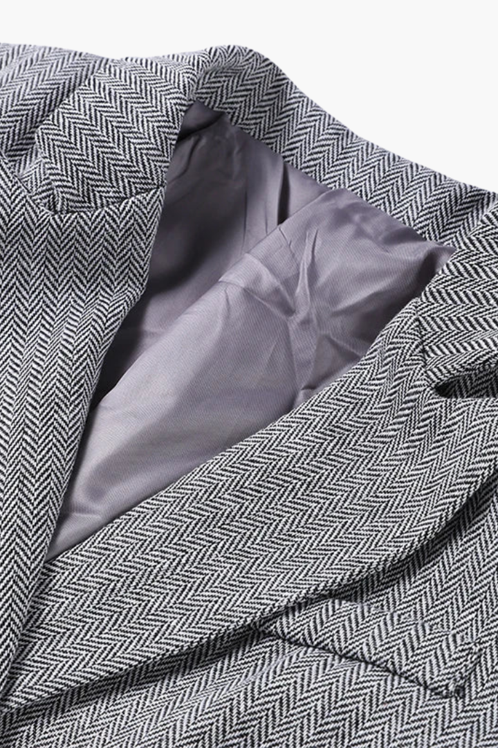 Karolina – Moćni Trodijelni Kostim