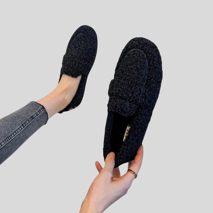 Solenne - Tople Papuče S Elegantnim Dizajnom