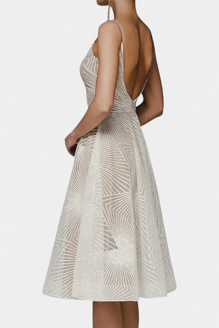 Dragana Duga Haljina s Vezenjem i A Krojem